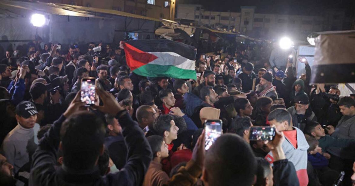 তিন জিম্মির নাম প্রকাশ, গাজায় যুদ্ধবিরতি শুরু